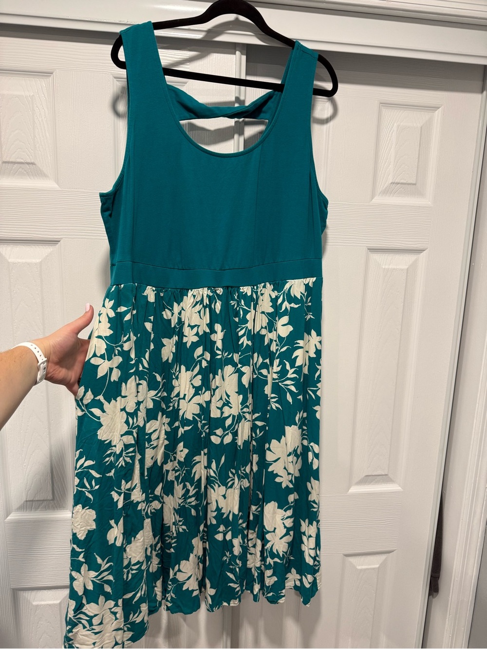 TORRID Teal Sleeveless Midi Dress with Cream Floral Skirt Soze:3